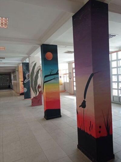 สติ๊กเกอร์ติดเสาโฆษณา