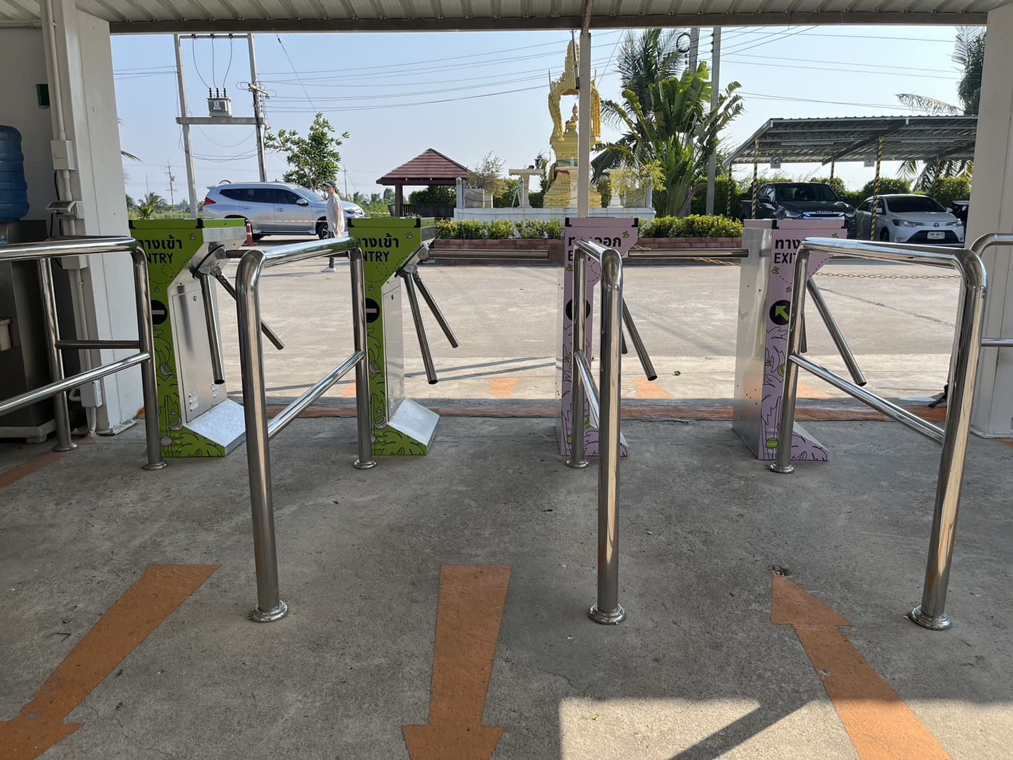 พิมพ์สติ๊กเกอร์ติดเครื่องกั้น 3 ขา