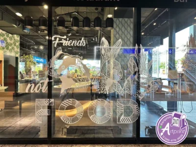 พิมพ์หมึกขาวติดกระจก