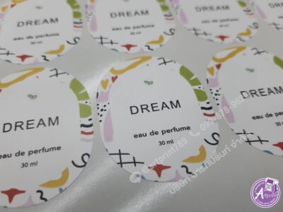 สติ๊กเกอร์ติดของขวัญ