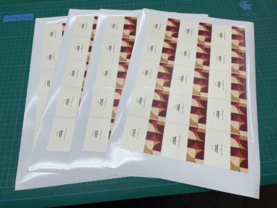 ปริ้นสติกเกอร์กันน้ำเนื้อ PP