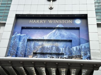 สติ๊กเกอร์ติดหน้าอาคารสูง