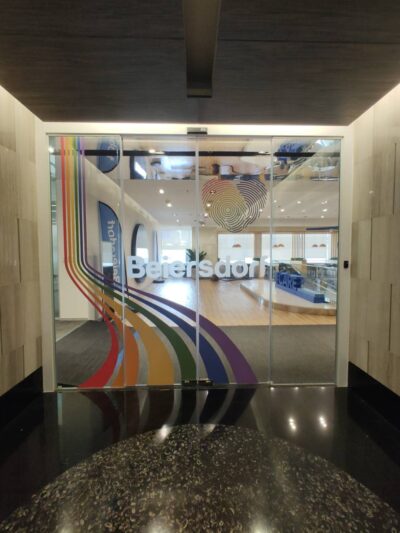 พิมพ์สติ๊กเกอร์ Pride Month