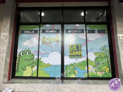 สติ๊กเกอร์ติดประตูกระจก