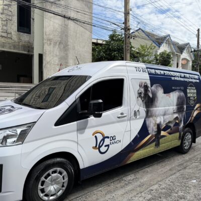 สติ๊กเกอร์ติดรถตู้