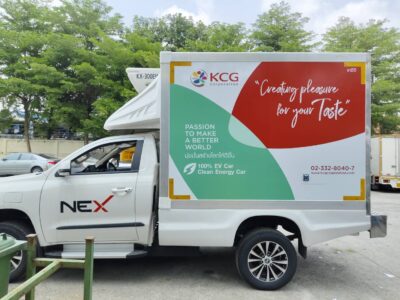 สติ๊กเกอร์ติดรถตู้ทึบ