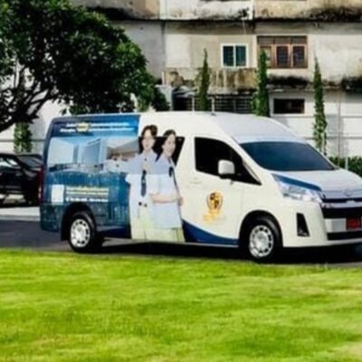 สติ๊กเกอร์รถโรงเรียน